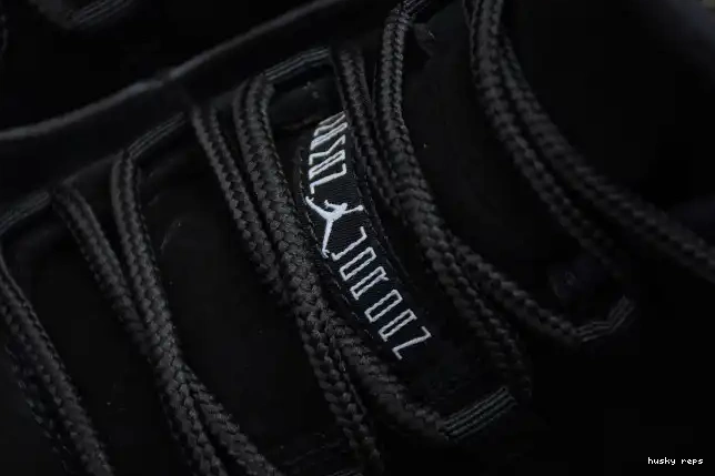 Cheap Husky Jordan Retro 